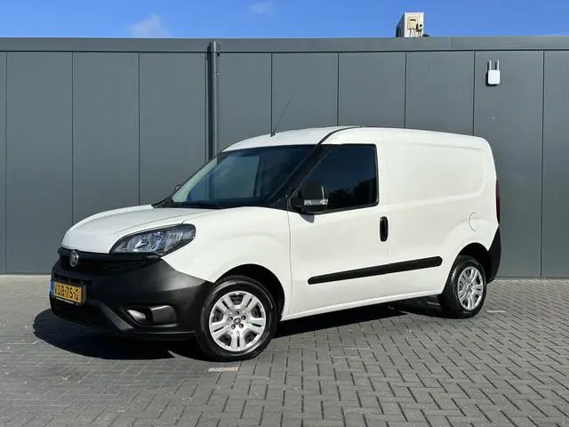 Fiat Doblò Cargo 1.3 MJ E6 / L1H1 / UNIEK !! / ** 9.441 KM  NAP ** / 1e EIGENAAR / AIRCO / SCHUIFDEU...