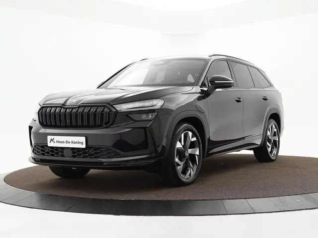 Skoda Kodiaq 1.5 TSI PHEV Sportline Business · Camera · Inklap. Trekhaak · Canton Audio · Matrix LED...