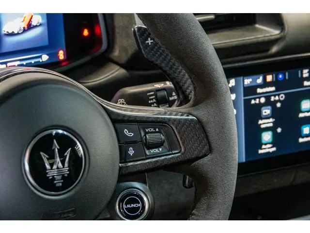 Maserati MC20
