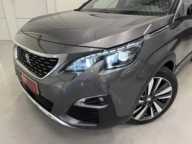 Peugeot 5008 1.2 PureTech GT-Line 7p. PANO-SCHUIFDAK/LEER-SPORT/LED/CAMERA/ACC/MEMORY/19"/PRIVACY/NE...