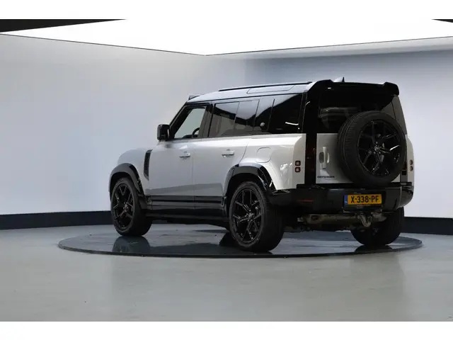 Land Rover Defender 110 2.0 P400e 110 SE | Urban pack | 23 inch | Trekhaak |