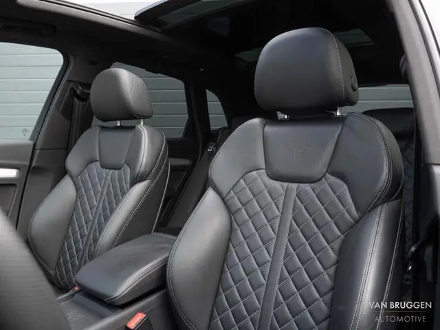 Audi Q5 55 TFSI e S-Line Pano RS-Stoelen Luchtv Trekh B&O BTW Memory