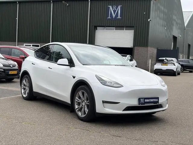 Tesla Model Y Long Range AWD 75 kWh SOH 92% | AFNEEMBARE TREKHAAK| ENHANCHED AUTOPILOT| RESTERENDE A...