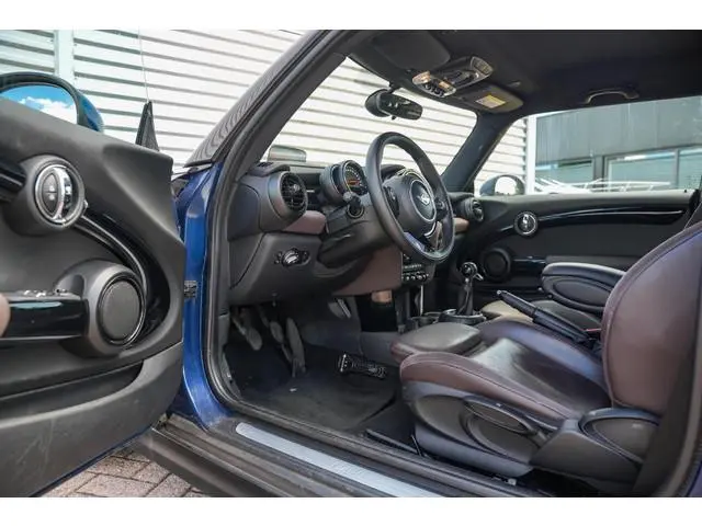 MINI 3-Deurs 1.5 Cooper D Chili HeadUp Navi LED Leer Cruise Clima
