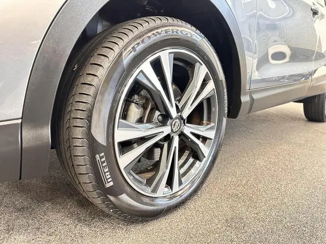 Nissan Qashqai 1.3 DIG-T N-Connecta Panorama dak PDC VA+ 360 Camera Airco Climatronic Navi Carplay 1...
