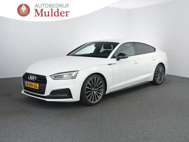 Audi A5 Sportback 35 TFSI Sport S-line black edition | Sportstuurwiel | Navi | Cruise |
