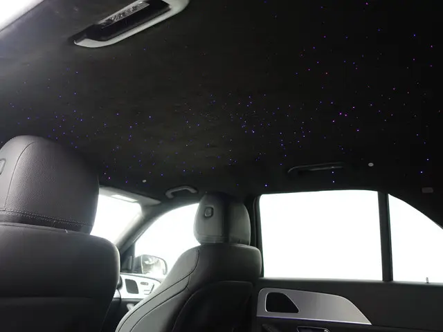 Mercedes-Benz GLE-klasse 300 d 4MATIC AMG Night Edition- Alcantara sterrenhemel, Elek Stoelen, Sfeer...