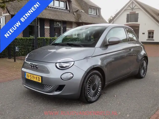 Fiat 500E 42kWh 88%SOH PASSION CARPLAY / DAB / 16-INCH / CCS