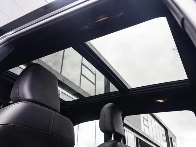 Jeep Compass 1.3T S | Pano | 19" | 360 camera | Elektrische achterklep | ACC