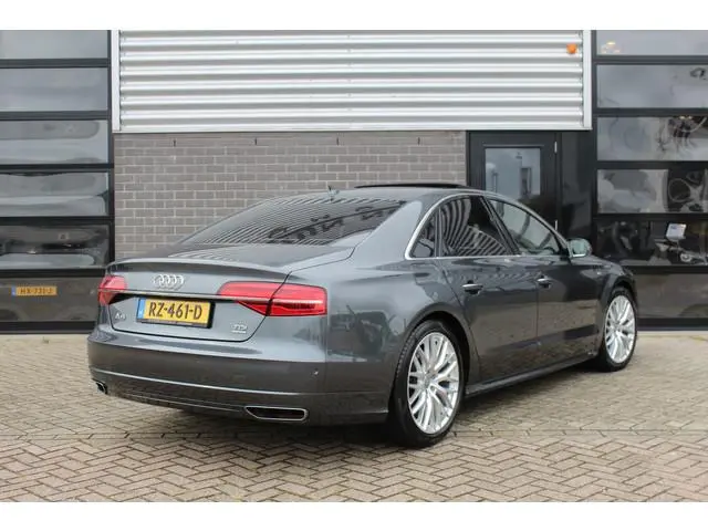 Audi A8 4.2 TDI Quattro Pro Line+ / S Line / Schuifdak / Keyless