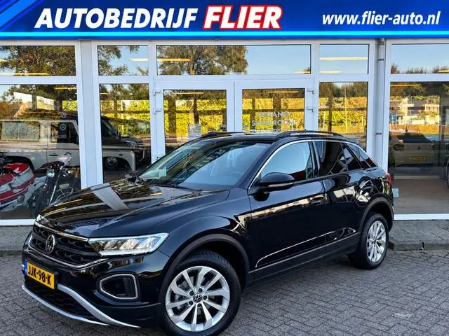 Volkswagen T-Roc 1.0 116PK TSI Life Edition | Adaptive | PDC | Stoel VW |