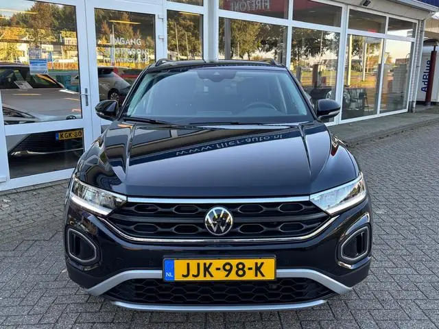 Volkswagen T-Roc 1.0 116PK TSI Life Edition | Adaptive | PDC | Stoel VW |