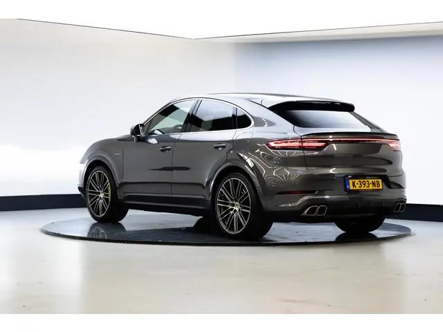 Porsche Cayenne Coupé 4.0 Turbo S E-Hybrid | Matrix | Bose | Pano | Head Up | Trekhaak | 18 Weg | NL...