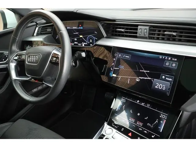 Audi e-tron Sportback 50 313pk quattro S edition 71 kWh SOH 98% Camera Stoelverwarming Matrix LED Lu...
