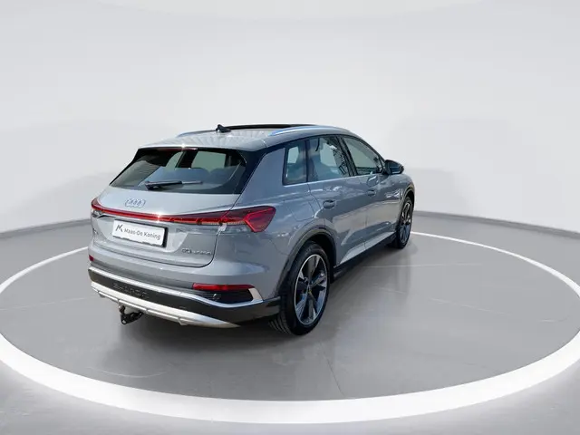 Audi Q4 e-tron 40 Edition 77 kWh / 204pk S Line · Panoramadak · Trekhaak · Apple/Android Car Play ·...