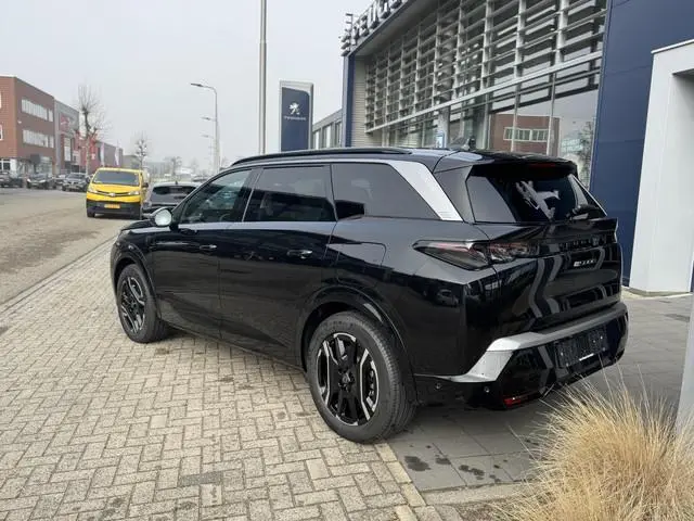 Peugeot e-5008 GT Avantage 73 kWh 7p l Voorraad l Warmtepomp l Mistral Executive Interior