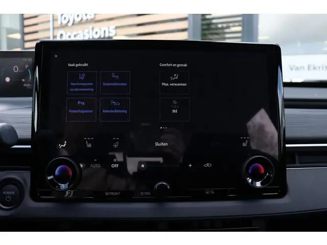 Toyota CHR +