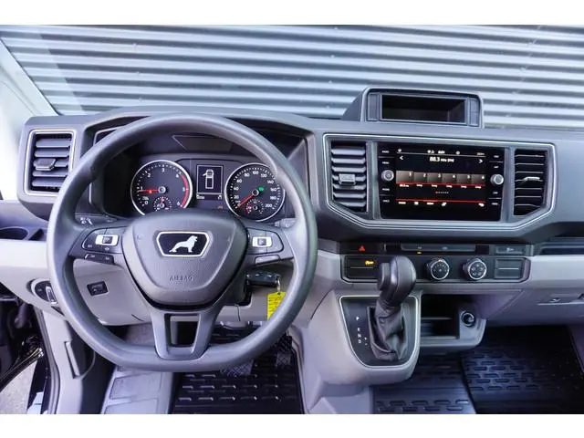 MAN TGE 5.160 160pk Automaat Dubbellucht Bakwagen 444x210x236 Laadklep Zijdeur Apple Carplay