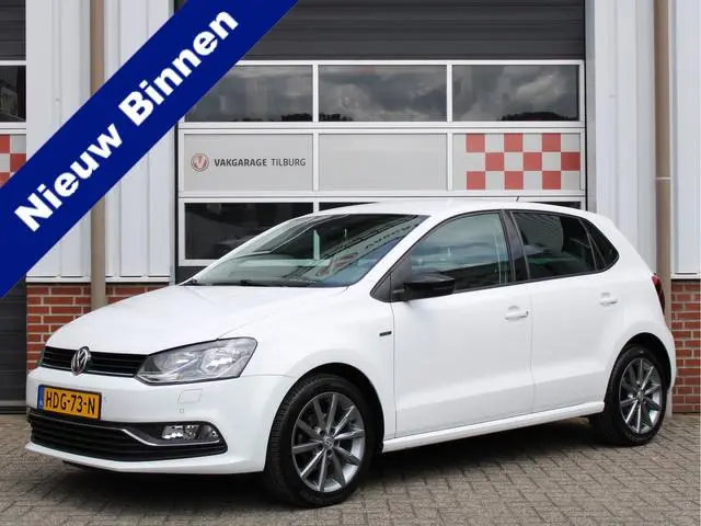 Volkswagen Polo 1.2 TSI 90PK FRESH /Camera/PDC/Stoelverwarming/Carplay/16'LM/Cruise control/Climate/...