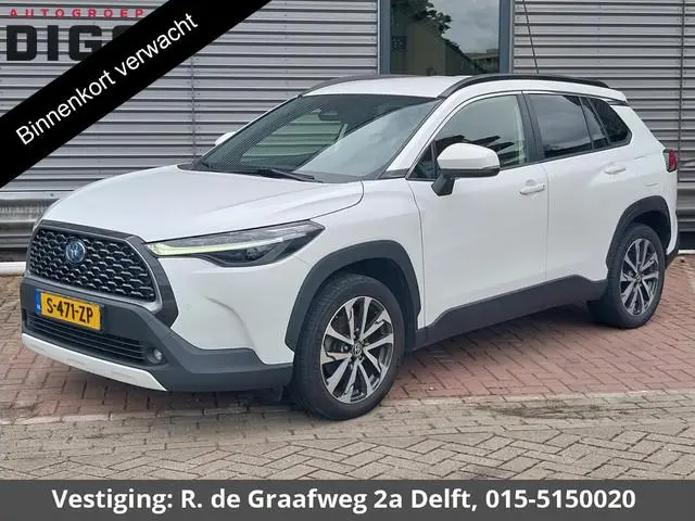 Toyota Corolla Cross 2.0 High Power Hybrid First Edition | Stoelverwarming | Navigatie | Half Leder...