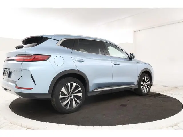 BYD SEAL U