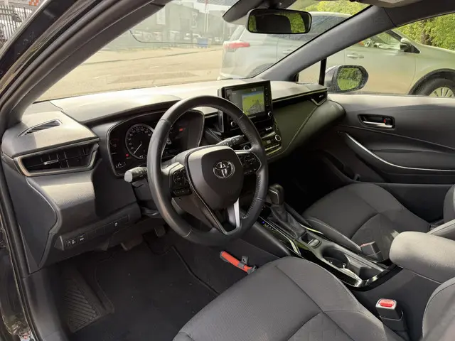 Toyota Corolla Touring Sports