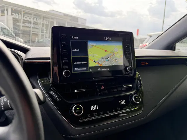 Toyota Corolla Touring Sports