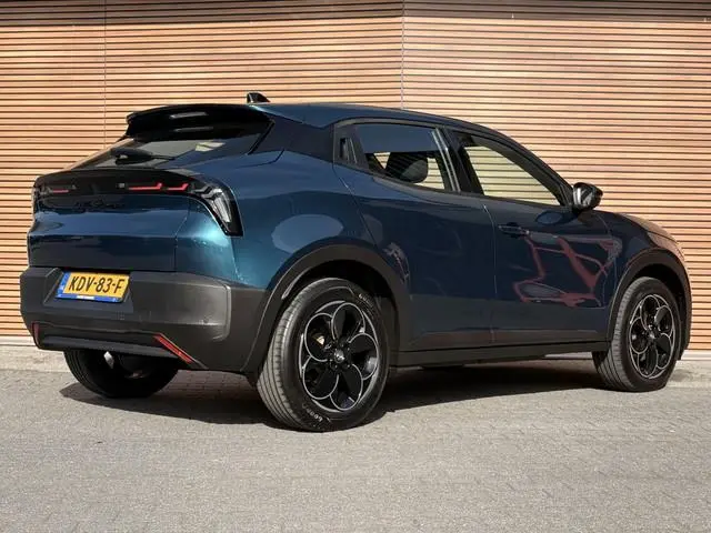 Alfa Romeo Junior Elettrica 54 kWh