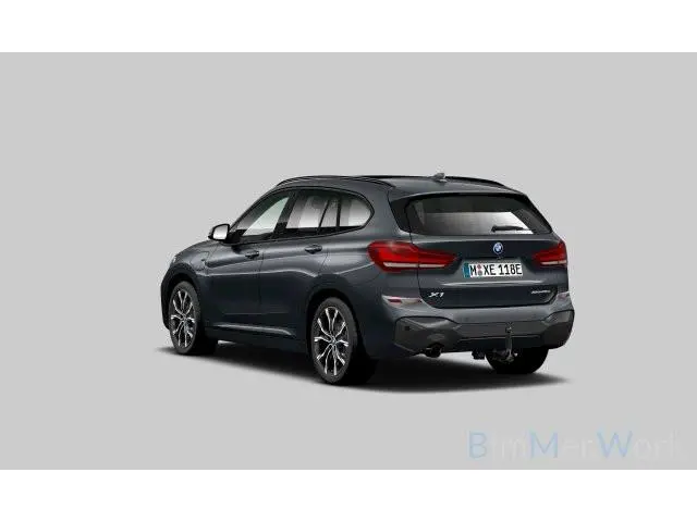 BMW X1 xDrive25e 220pk M-Sport Pano|Trekh|Memory|HUD|Cam