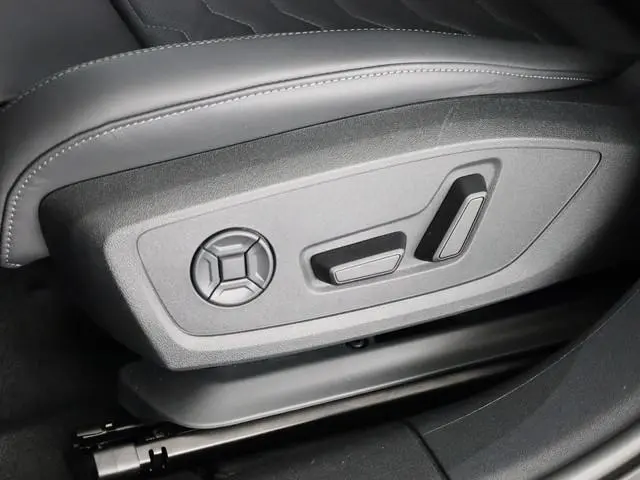 Audi S6 Avant e-tron