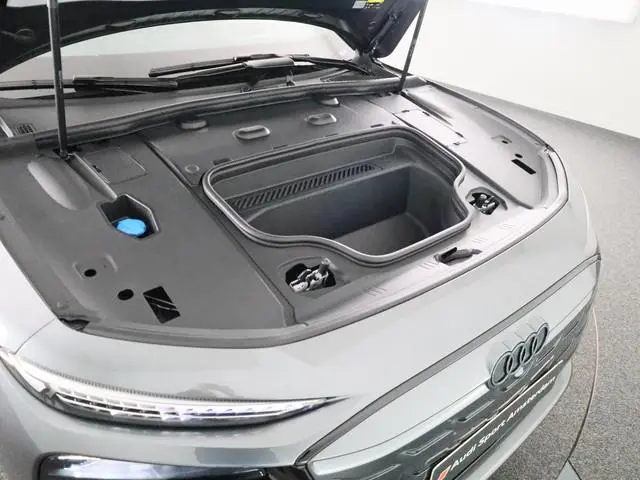 Audi S6 Avant e-tron