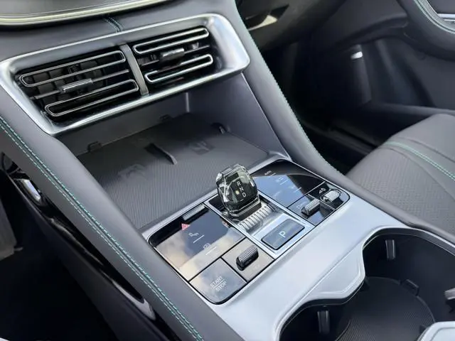 BYD SEAL U