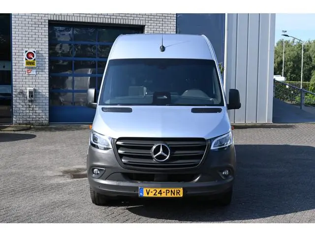 Mercedes-Benz Sprinter 317 CDI Pro L2H2 LED, Geveerde stoel, Navigatie met camera
