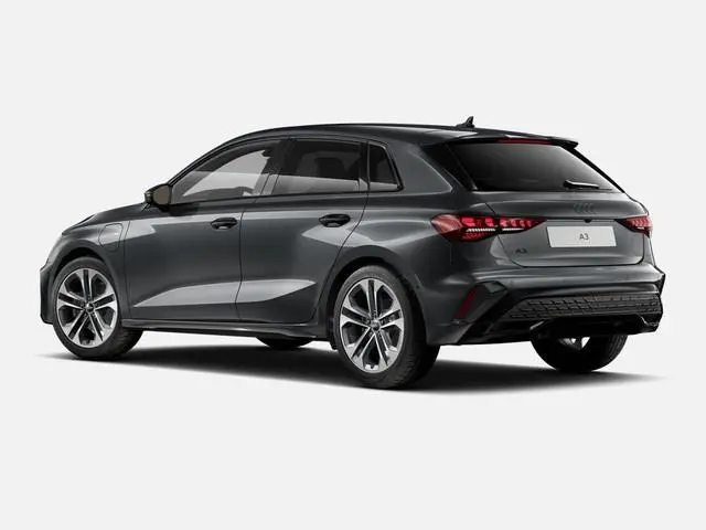 Audi A3 Sportback 40 TFSI e S edition 204 PK · Glazen panoramadak · SONOS premium 3D · Lichtpakket p...