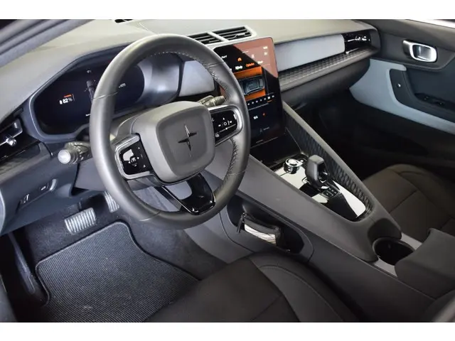 Polestar 2 Standard Range Single Motor 64kWh SOH 91.27%/ 360 Camera/ Pilot/ Adapt. Cruise