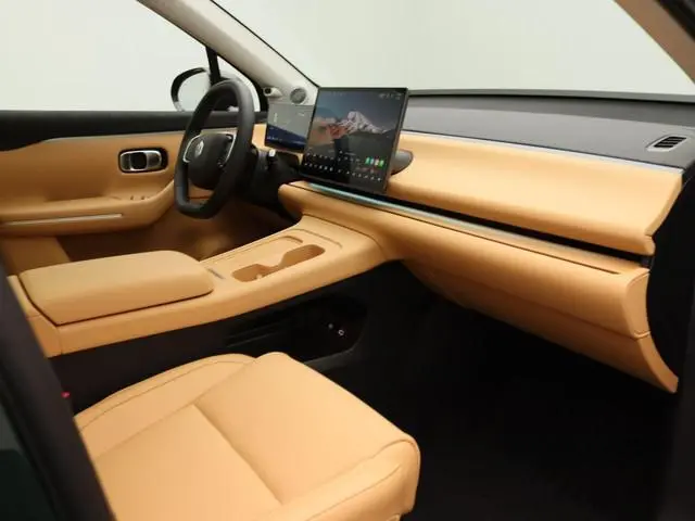 Leapmotor C10
