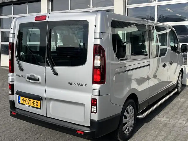Renault Trafic Passenger 8-persoons 1.6 dCi Grand Authentique Energy BTW / BPM vrij marge Lengte 2 A...
