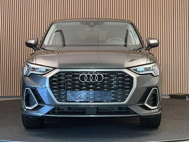 Audi Q3 Sportback 45 TFSI e 245PK Aut. S Edition | Elektr. stoelverstl. vóór|  LED | Camera V+ A | I...