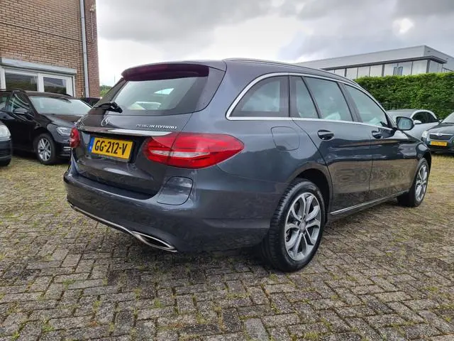 Mercedes-Benz C-Klasse