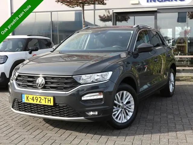 Volkswagen T-Roc 1.0 TSI Style Business NAVI TREKHAAK
