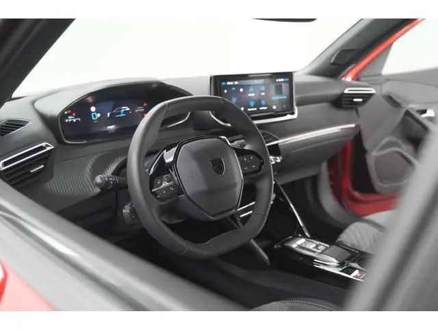 Peugeot 2008 Hybrid 145 e-DCS6 Allure | 360 Camera | Adaptieve Cruise Control | Navigatie | Dodehoek...
