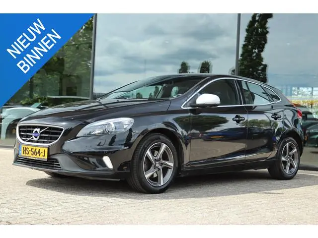 VOLVO V40 2.0 D2 R-DESIGN BUSINESS EURO 6 | NAVI | XENON | PDC | CRUISE | CLIMATE | STOELVERW. | ALC...