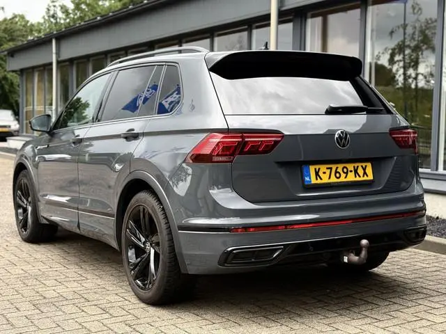Volkswagen Tiguan 1.5 TSI R-Line Business+