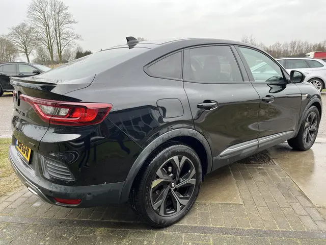 Renault Arkana 1.6 E-Tech hybrid 145PK R.S Line / E- tech Engineered / Dealer onderhouden / Adaptive...