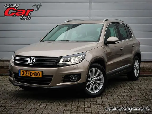Volkswagen Tiguan 1.4 TSI Sport&Style | Clima | Cruise | Navi | Leer | Panoramadak | Trekhaak | Xeno...
