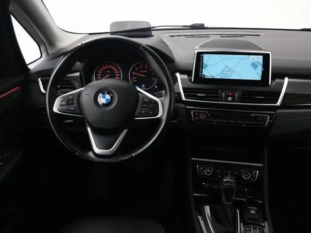 BMW 2-serie Active Tourer 225xe iPerformance 224 PK + PANORAMA | LEDER | HEAD-UP | STOELVERW. | 18 I...