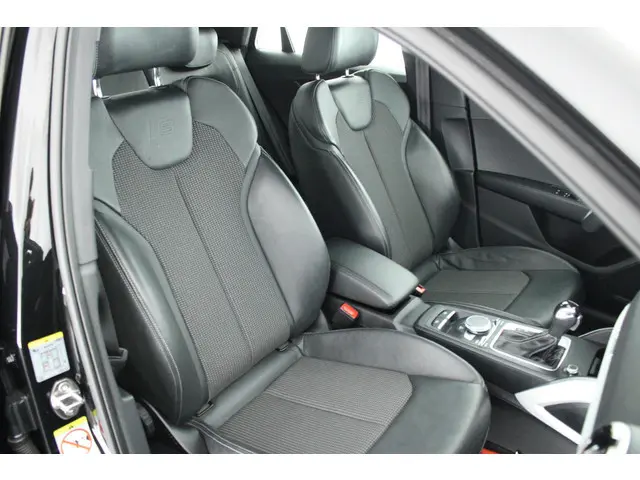 Audi Q2 35 TFSI 150pk S-Tronic S Edition Led Navigatie Virtual Cockpit 2x S-Line