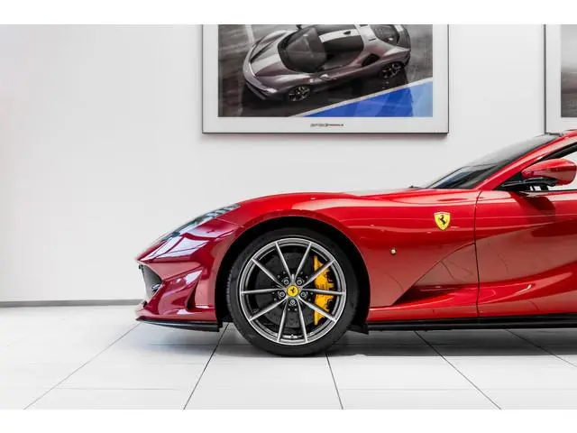 Ferrari 812 GTS