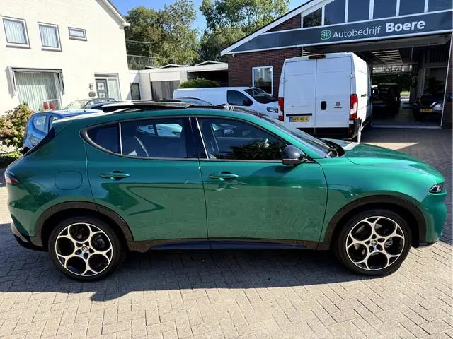 Alfa Romeo Tonale 1.5T Hybrid Edizione Business NL.Auto, Panoramadak, Trekhaak