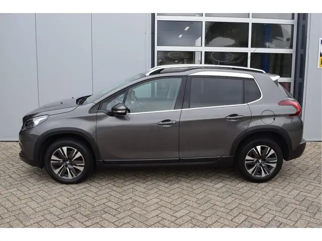 Peugeot 2008 1.2 Allure 110PK | Automaat | Camera | Navi